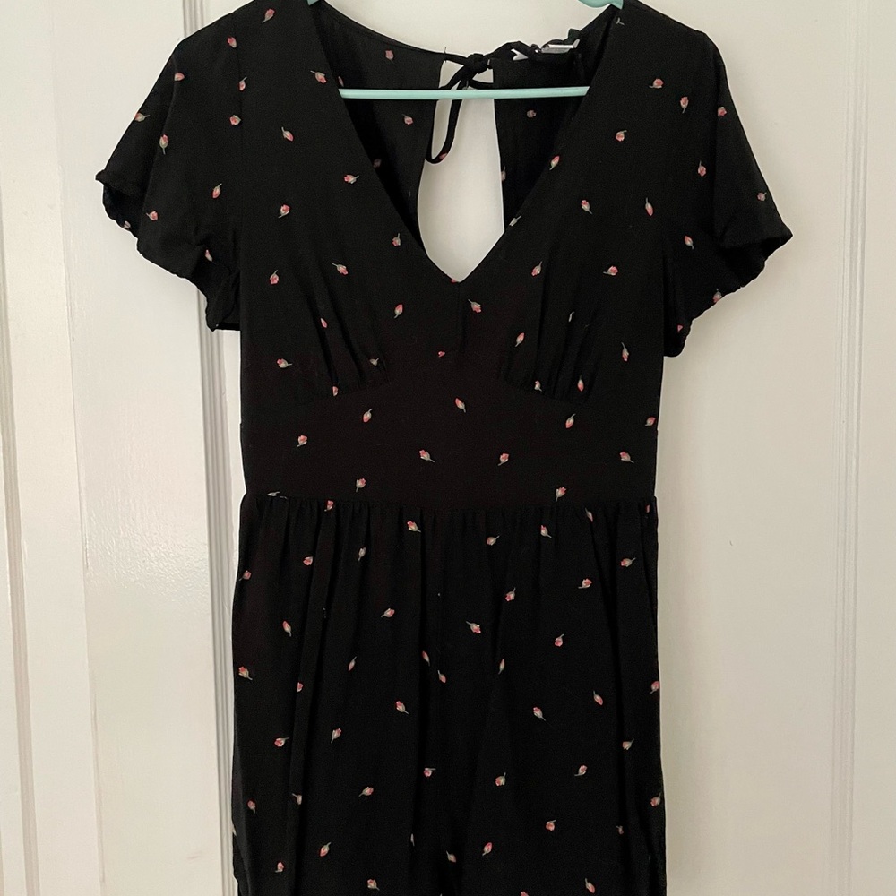 Black romper with flowers | M | new